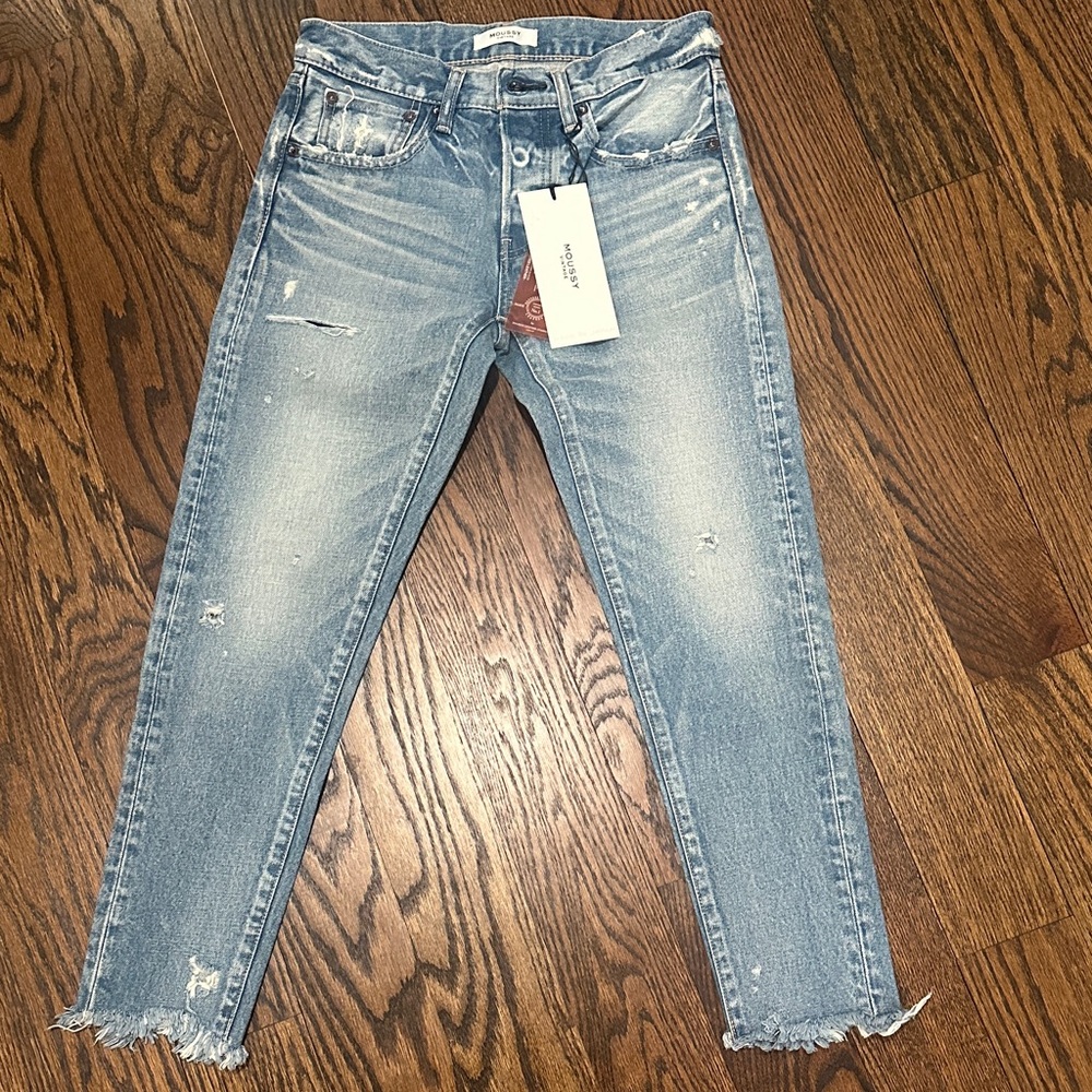 Moussy Light Blue Distressed Cropped Jeans